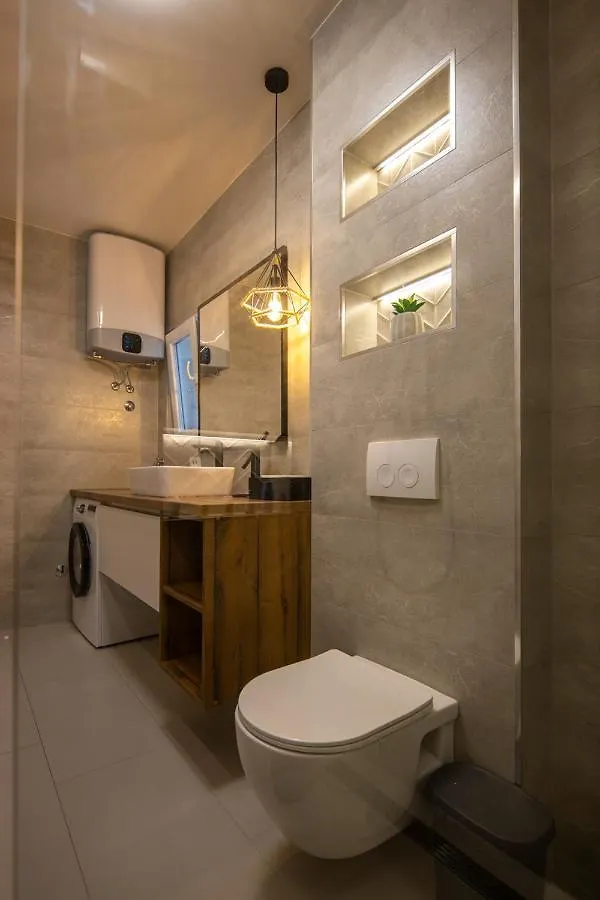 Apartman Sailor Tkon